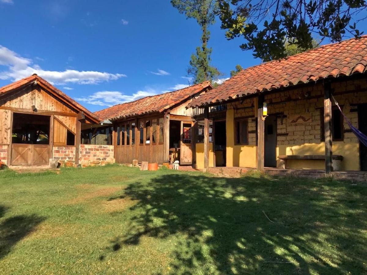 Hotel Raquira Silvestre Lodge Tinjacá Dış mekan fotoğraf