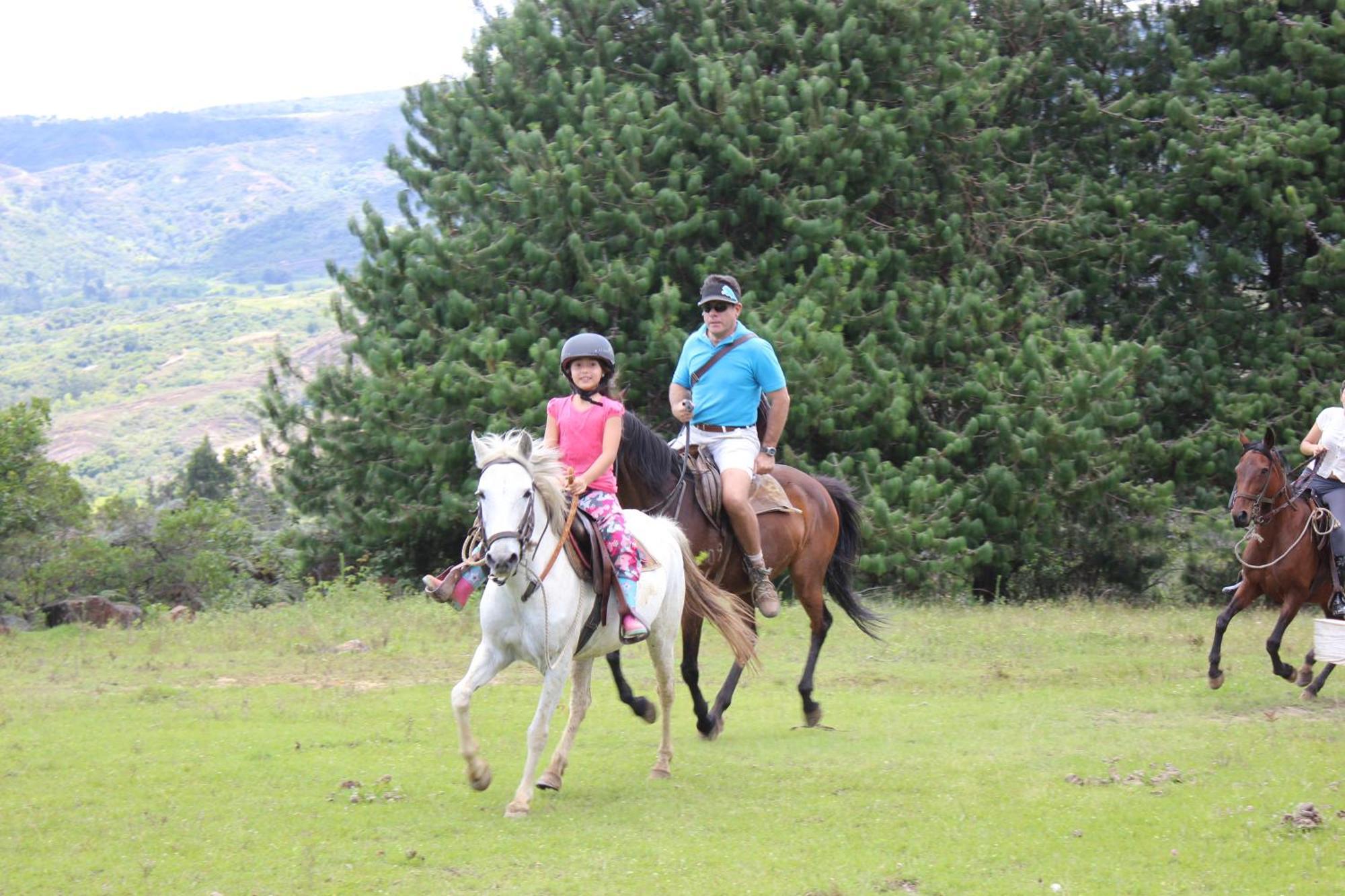 Hotel Raquira Silvestre Lodge Tinjacá Dış mekan fotoğraf