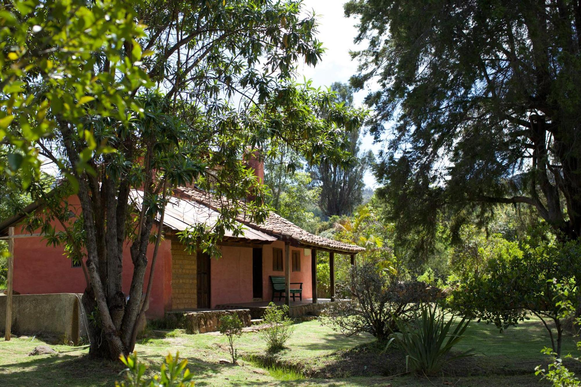 Hotel Raquira Silvestre Lodge Tinjacá Dış mekan fotoğraf